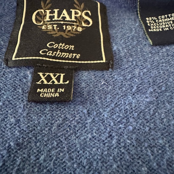Men’s CHAPS VNeck Sweater - Picture 2 of 2